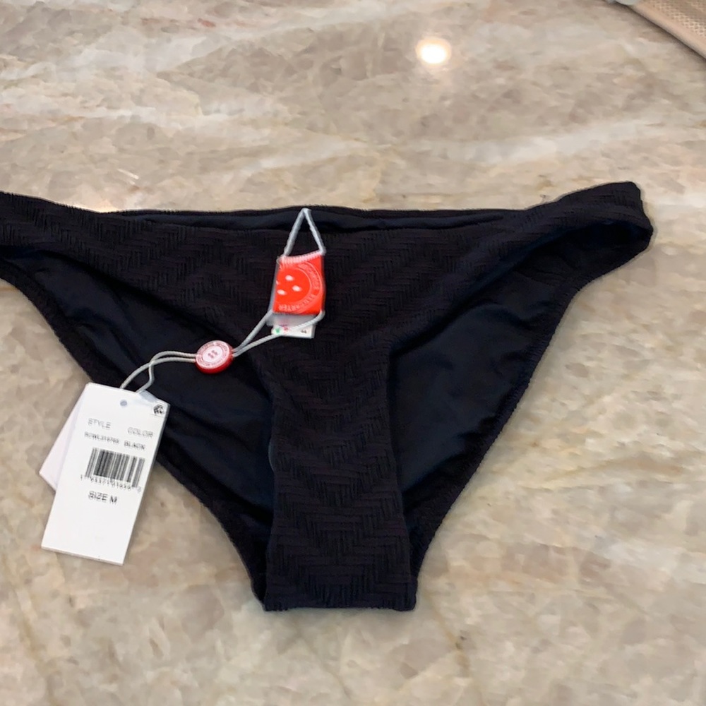 NWT Red Carter‎ black bikini bottoms!